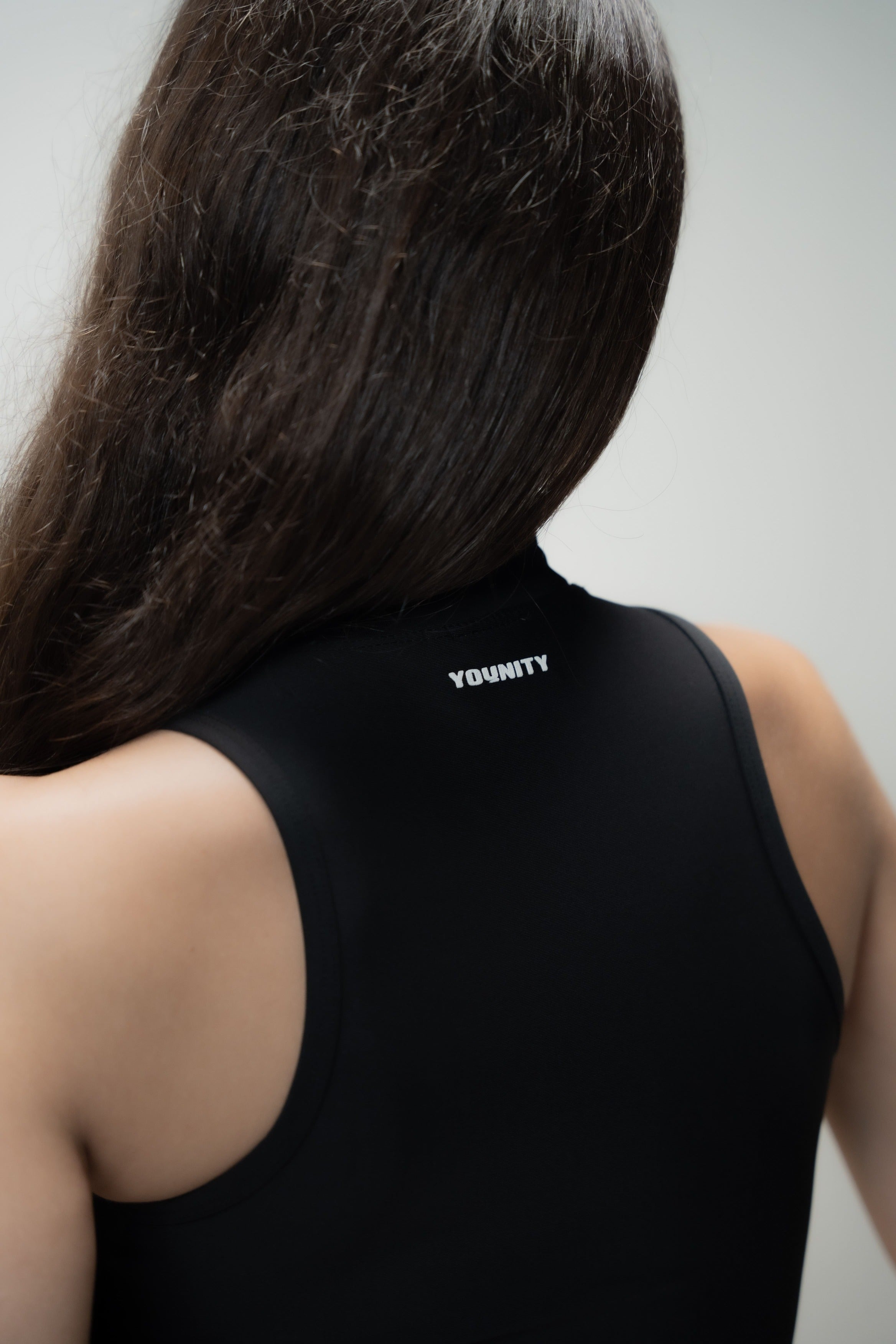 Younity Halo Crop