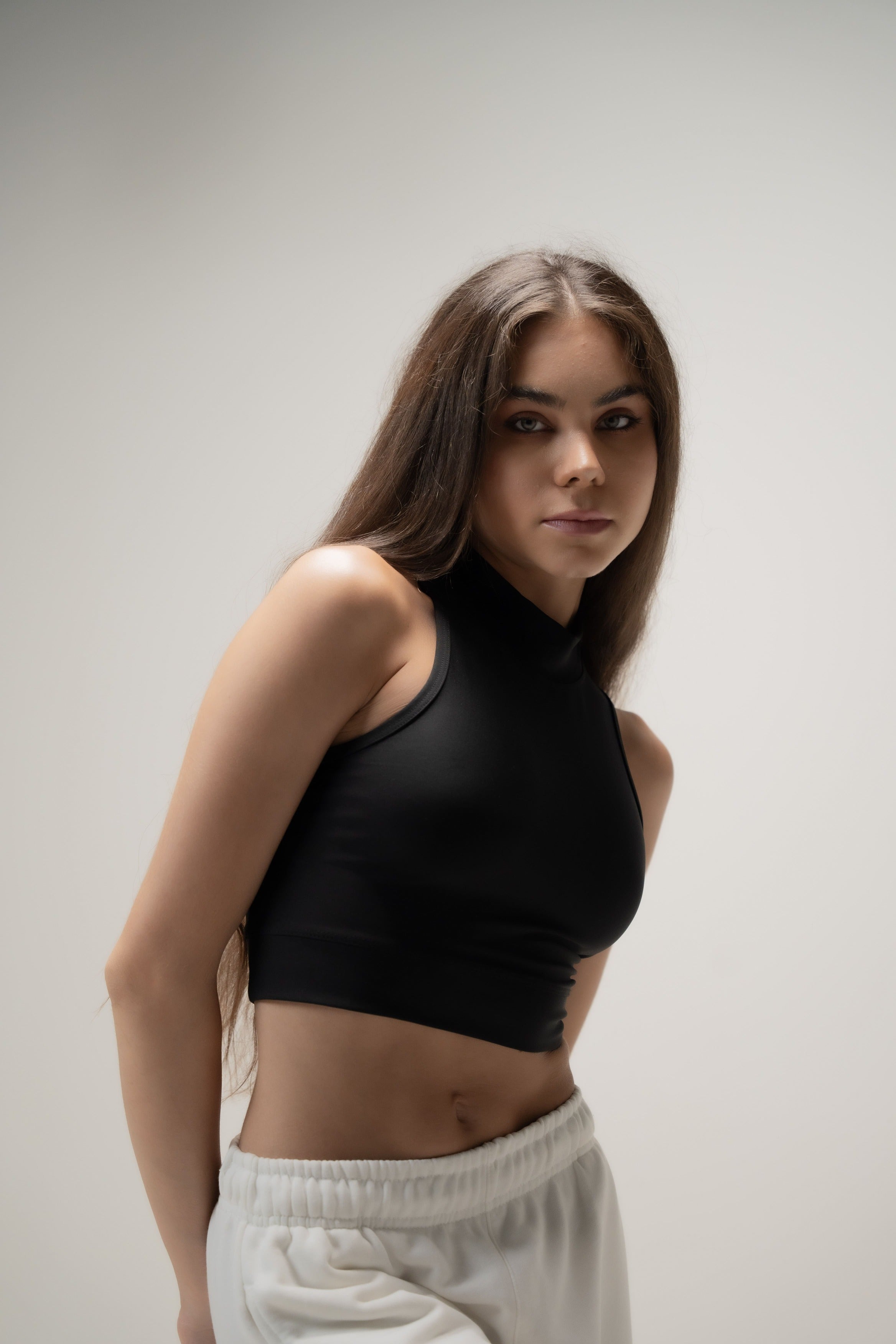 Younity Halo Crop